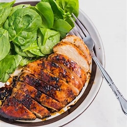 Quinoa & Chickpea Fall Salad with Chicken & Thrive's Own Vinaigrette